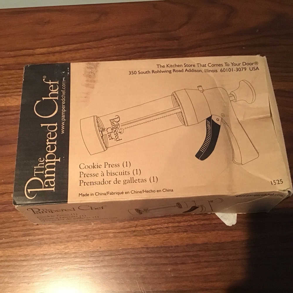 NEW The Pampered Chef Cookie Press Original #1525 White 16 Discs‎ Damaged Box - Picture 3 of 3